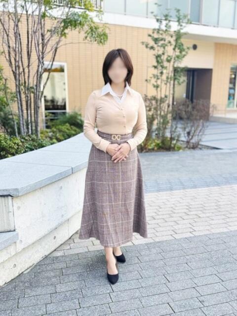 村上 えま こあくまな熟女たち 本厚木店(KOAKUMAグループ)（人妻・熟女デリヘル）
