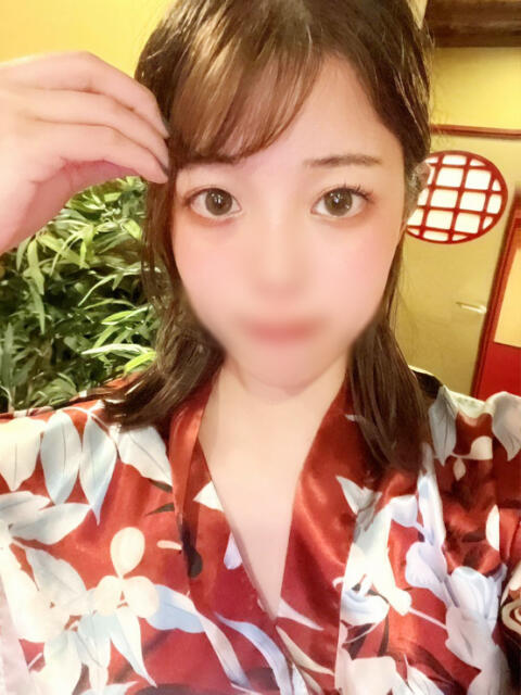 ゆのん 紅(くれない)（セクキャバ）