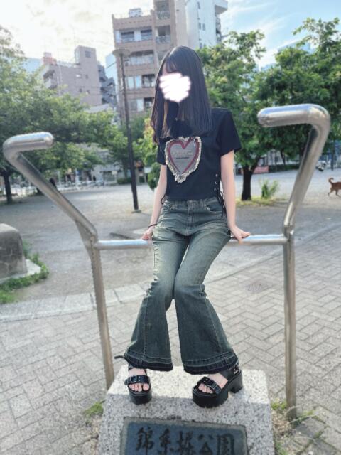 たま『童顔ベビーフェイスのスレンダー美少女』 錦糸町派遣型JKリフレガチあい（派遣リフレ）