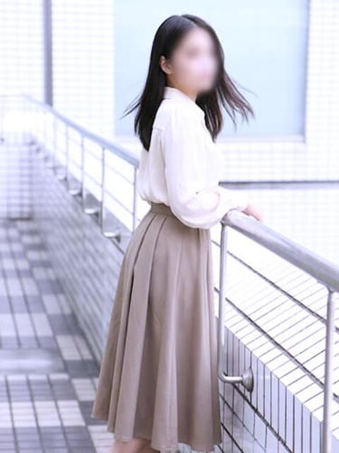 るな 新宿ミセスラウンジ東京(待ち合わせ&デリバリー)
