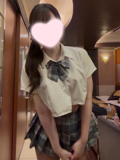 りこ 横浜あおはる学園（派遣型オナクラ（手コキ））