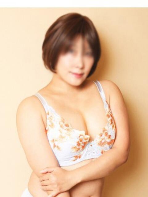 冴木つむぎ ママとお姉さん鶯谷(近親相姦系官能デリヘル)