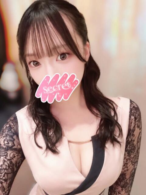 ひかる アイドルリーグ（セクキャバ）