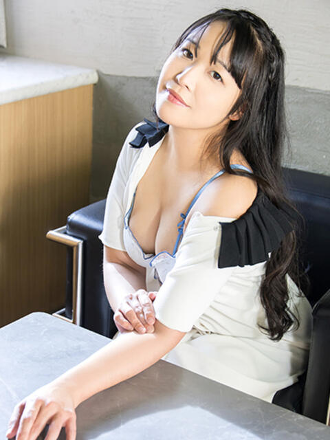 はるな 北九州人妻倶楽部（三十路、四十路、五十路）（デリヘル）