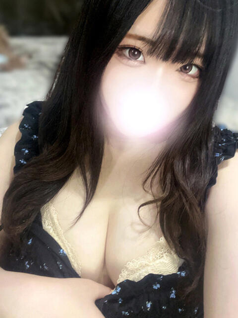 つばさ 白いぽっちゃりさん（ぽっちゃり専門ホテヘル）