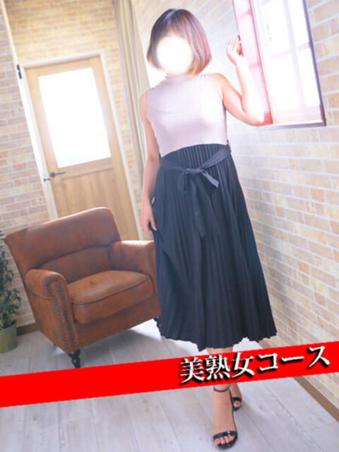 みいな 甲府人妻隊(人妻デリヘル)