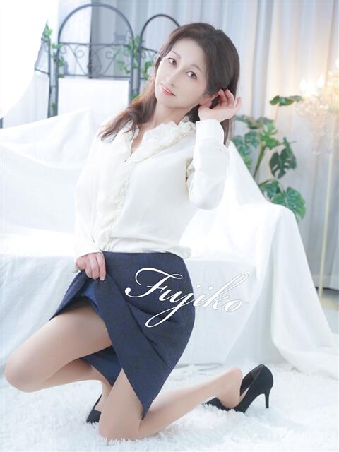 ふじこ 千葉人妻花壇(人妻デリヘル)