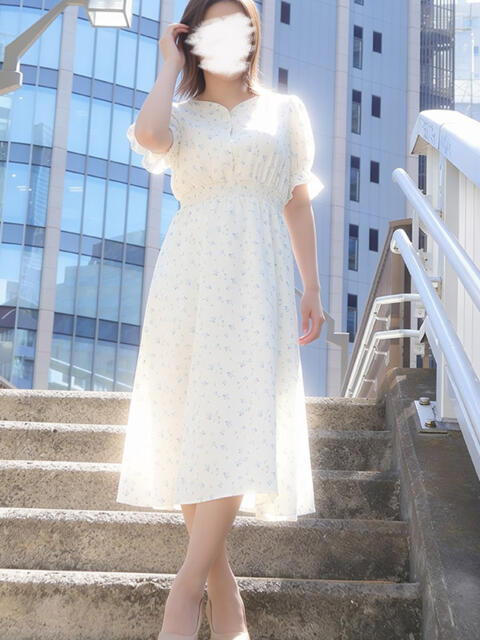 新山あずさ セカンドパートナー本店（人妻デリヘル）