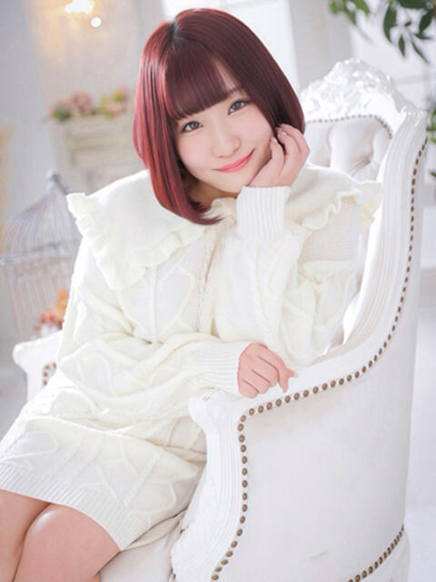 しのぶ 白いぽっちゃりさん（ぽっちゃり専門ホテヘル）