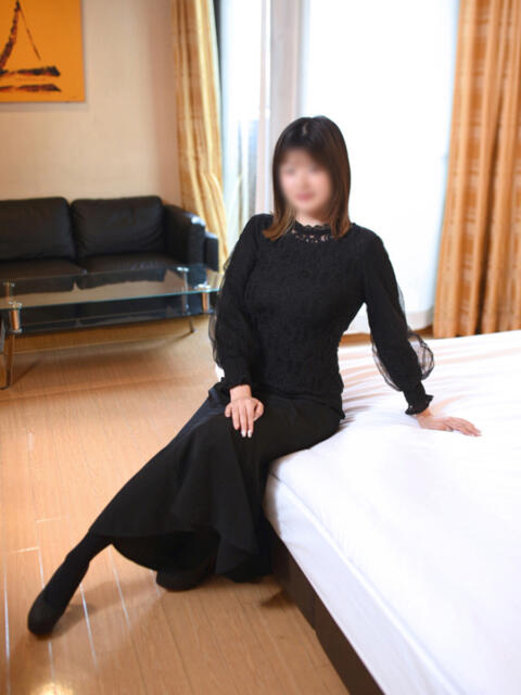 三枝-さえぐさ- ただ離婚してないだけ(人妻デリヘル)
