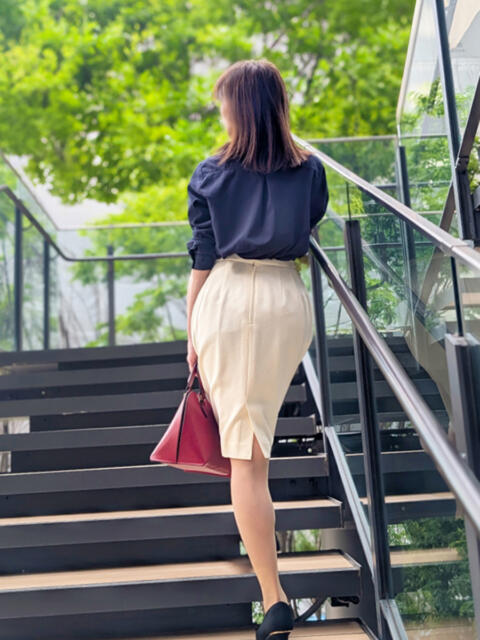 はつね 完熟ばなな 谷九店（熟女待ち合わせ型デリヘル）