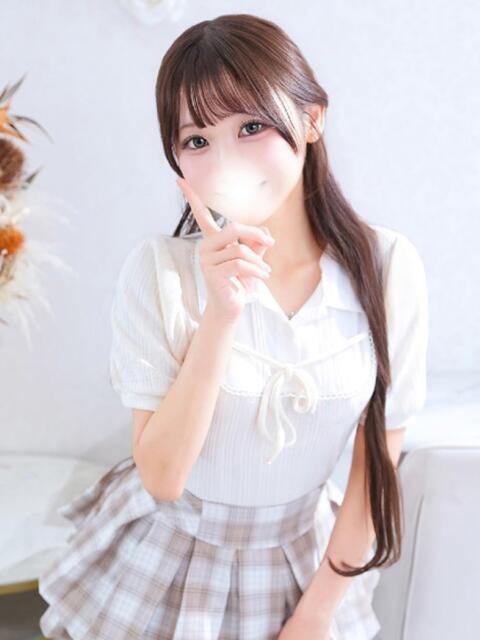 ももか★未経験×アイドル研究生 渋谷S級素人清楚系デリヘル chloe(デリヘル)