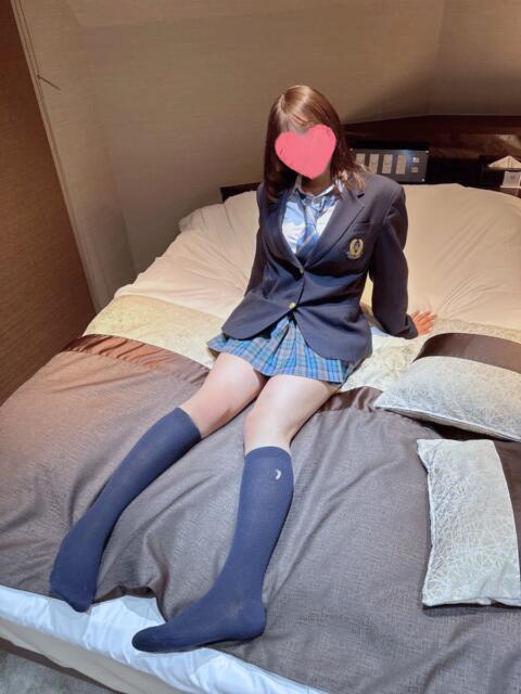 新入生 あいり 青チェと赤チェ（派遣型オナクラ（手コキ））