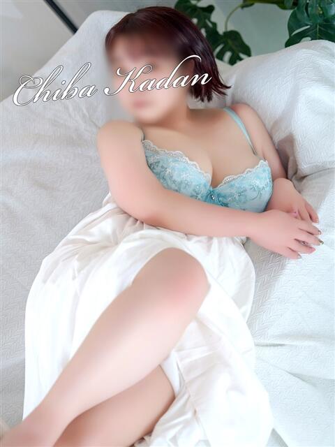 まひる 千葉人妻花壇(人妻デリヘル)