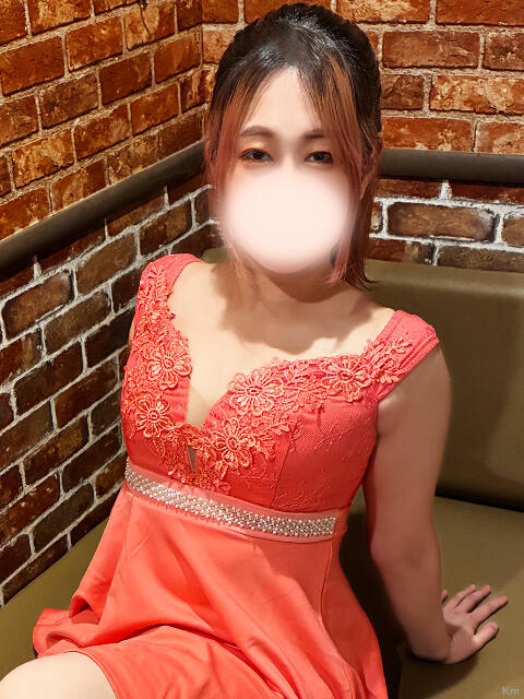 小桜桃華 三丁目の奥様（東京ハレ系）（人妻系ファッションヘルス）