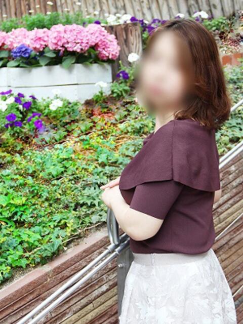 みき 完熟ばなな札幌・すすきの（人妻熟女デリヘル）