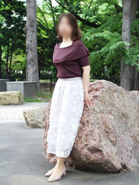みき 完熟ばなな札幌・すすきの（人妻熟女デリヘル）
