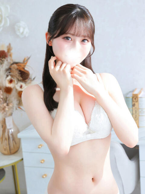 りん★容姿端麗な激カワお嬢様★ Chloe五反田本店　S級素人清楚系デリヘル（デリヘル）