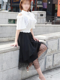 りいな