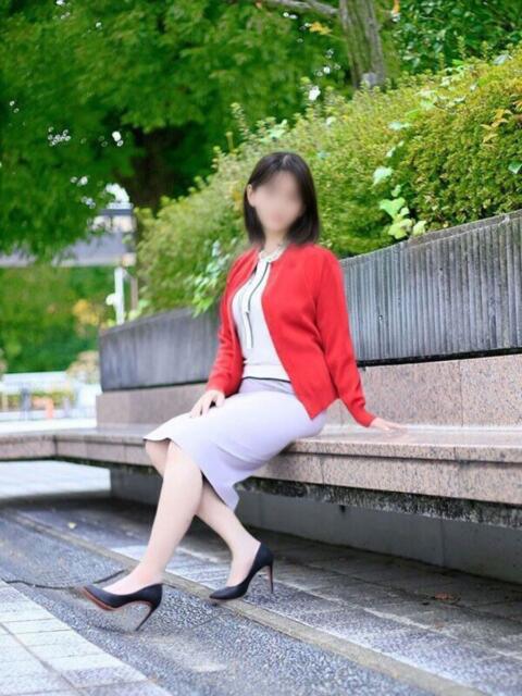 花 桃子 こあくまな熟女たち 加古川店 (KOAKUMAグループ)（人妻・熟女デリヘル）