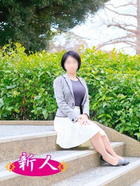 篠田 真衣 こあくまな熟女たち 加古川店 (KOAKUMAグループ)（人妻・熟女デリヘル）