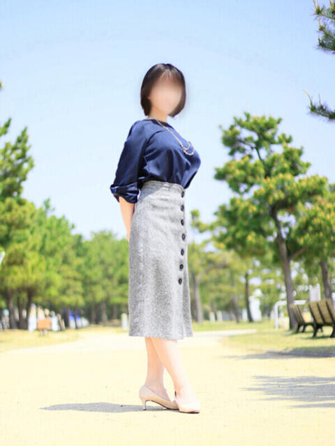 三崎 かおる こあくまな熟女たち 加古川店 (KOAKUMAグループ)（人妻・熟女デリヘル）