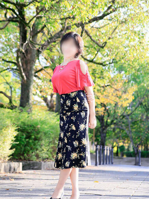 岸本由里 こあくまな熟女たち 加古川店 (KOAKUMAグループ)（人妻・熟女デリヘル）