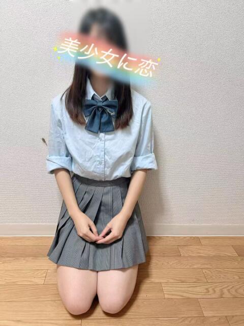ビンビン 美少女に恋（アジアンデリヘル）