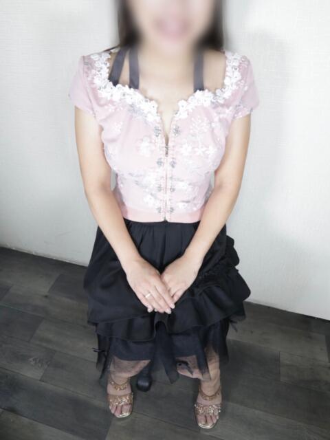 ヒカリ ミセスClub(人妻セクキャバ)