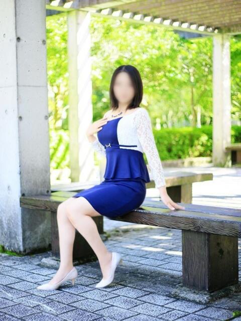 斎藤 真由 こあくまな人妻・熟女たち東広島店（KOAKUMAグループ）（人妻・熟女デリヘル）