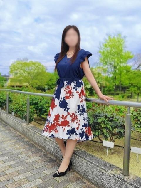 成海ことね こあくまな熟女たち 高松店(KOAKUMAグループ)(人妻・熟女デリヘル)