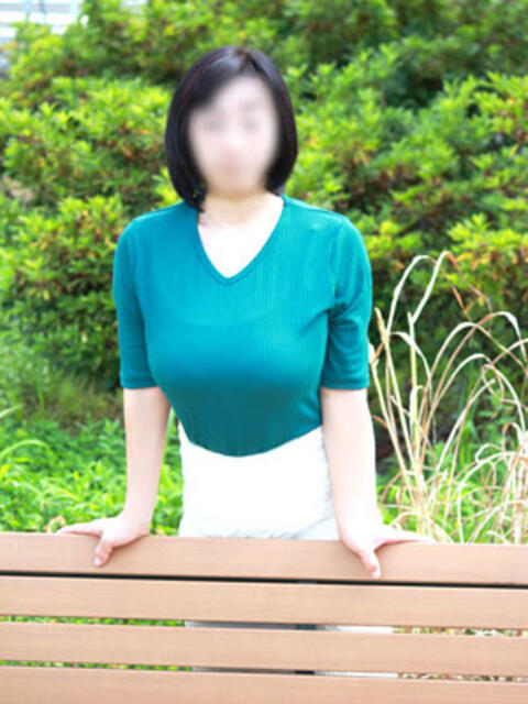 こなつ 完熟ばなな 立川（熟女系デリヘル）
