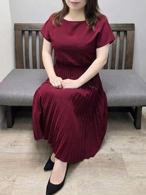 睦美 PLUS梅田店（熟女デリヘル）