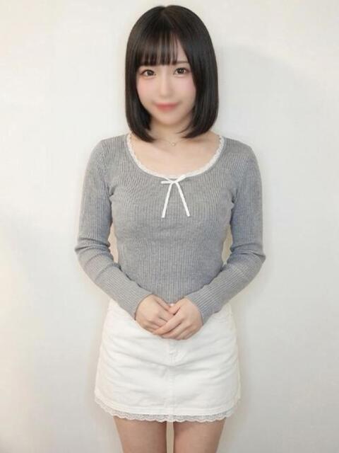 このみ♪Gカップ童顔未経験 女子大生専門店白百合(デリヘル)