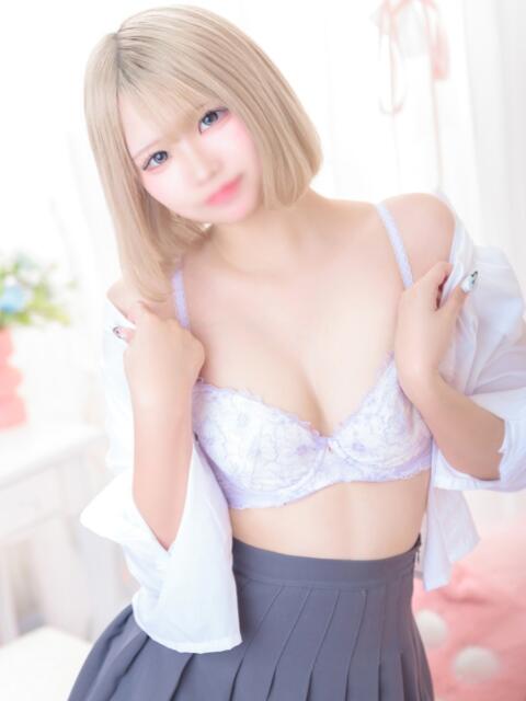 きらら E+アイドルスクール新宿・歌舞伎町店（デリヘル）