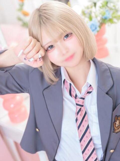 きらら E+アイドルスクール新宿・歌舞伎町店（デリヘル）