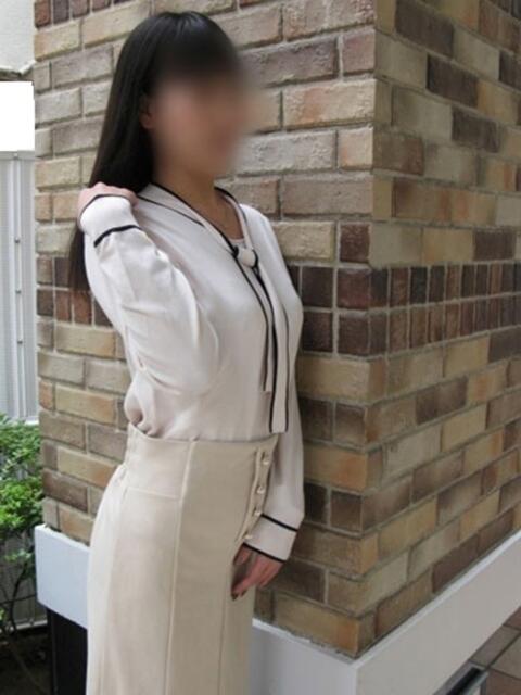 愛子 CLASSY(クラッシー).神戸(待ち合わせ型人妻・淑女デリヘル)
