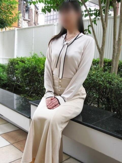 愛子 CLASSY(クラッシー).神戸(待ち合わせ型人妻・淑女デリヘル)
