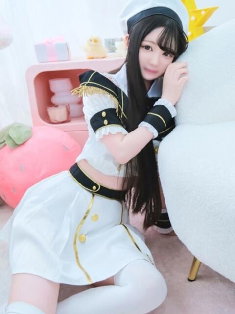りえ E+アイドルスクール　大阪・日本橋店（デリヘル）