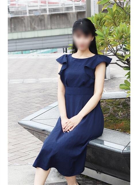 ひめな 奥鉄オクテツ大阪（駅待ち合わせ型人妻デリヘル）