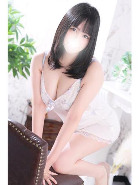 上白石 鶯谷人妻城（人妻路上待ち合わせデリヘル）