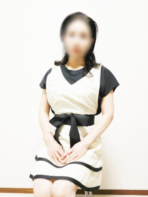 ひとみ メンズエステ妻(【非風俗】メンズエステ)
