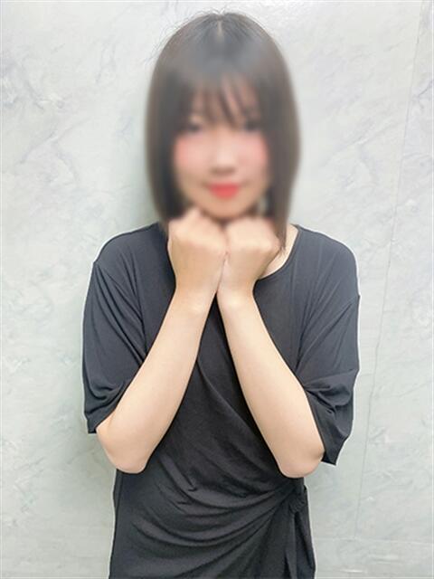 ろあ 渋谷くいーんず（素人専門ホテヘル＆デリヘル）