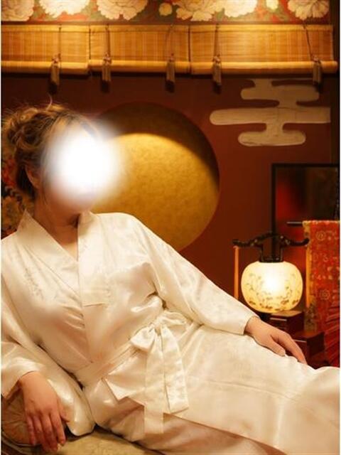 水樹 あや 厚木人妻花壇（人妻デリヘル）
