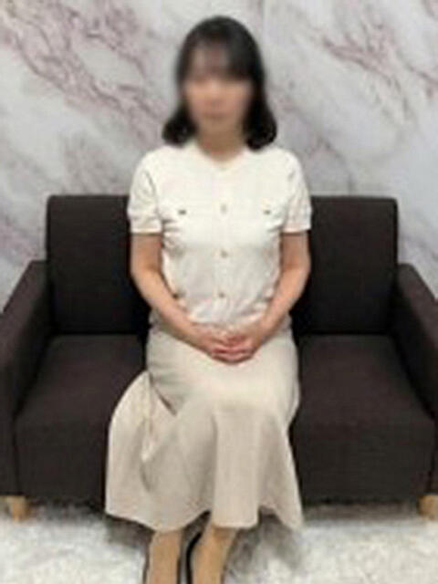 みかど 熟女家 梅田店（待ち合わせ型デリヘル）