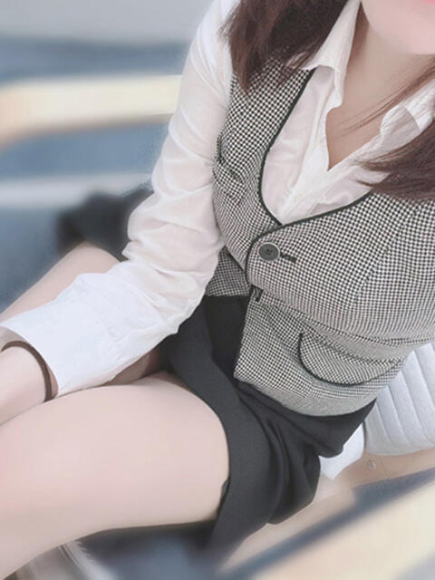 菅原こはる 淫乱OL派遣商社 斉藤商事(デリヘル)