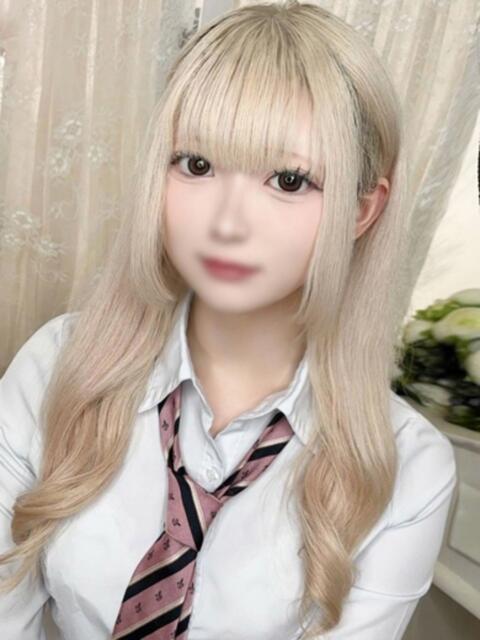 るる E+アイドルスクール（デリヘル）