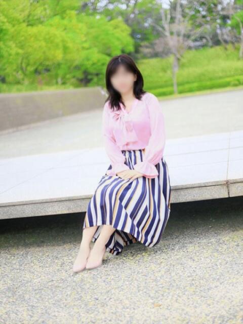 出久 ひな こあくまな熟女たち 加古川店 (KOAKUMAグループ)（人妻・熟女デリヘル）