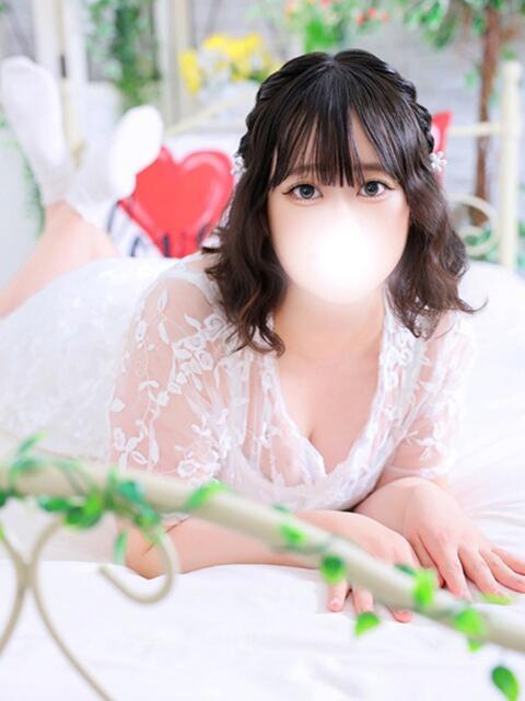 みり 白いぽっちゃりさん(ぽっちゃり専門ホテヘル)