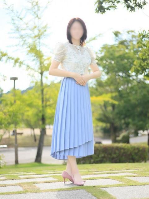 吉岡 いろは こあくまな熟女たち 神戸西・明石店（KOAKUMAグループ）（人妻・熟女デリヘル）